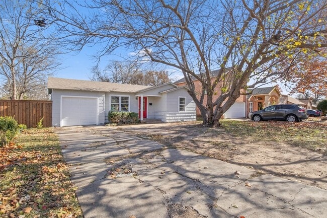 320 NE 31st St, Unit 3021 in Grand Prairie, TX - Building Photo - Building Photo