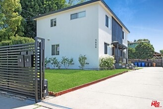 5646 Aldama St in Los Angeles, CA - Building Photo - Building Photo