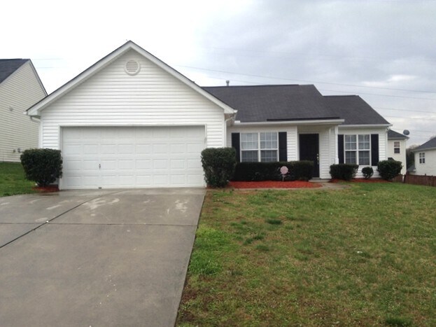 3635 Chepstow Ct in Charlotte, NC - Building Photo