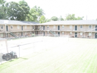 Pirate Cove Apartments in Vidor, TX - Building Photo