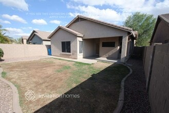8862 W Hilton Ave in Tolleson, AZ - Building Photo - Building Photo