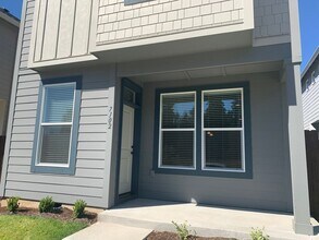 7102 S Rdg Wy in Ridgefield, WA - Building Photo - Building Photo