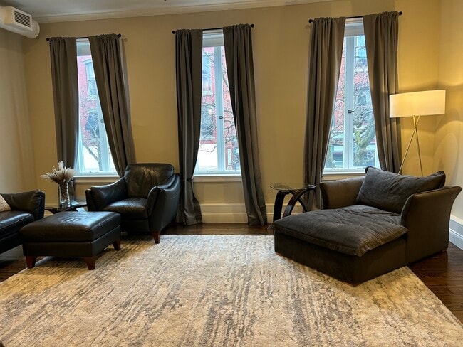 22 E Market St, Unit 201 in Corning, NY - Building Photo - Building Photo