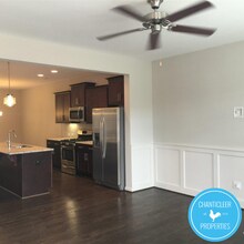 1030 Zelkova Ln in Chapel Hill, NC - Building Photo - Building Photo