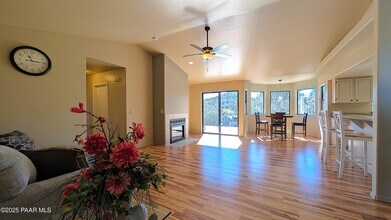 4911 Hornet Dr in Prescott, AZ - Building Photo - Building Photo