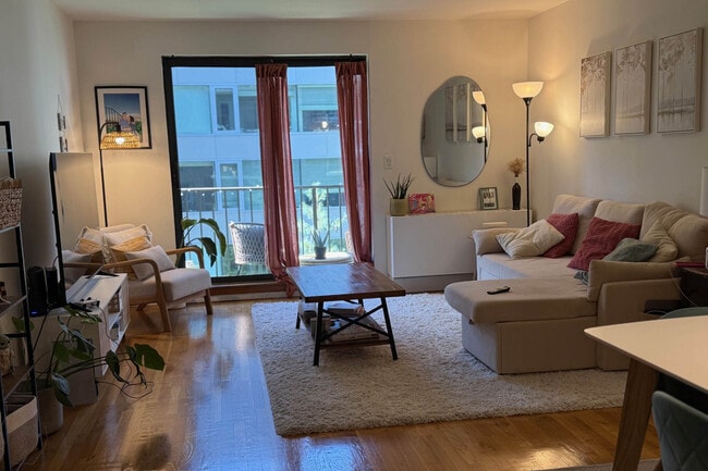 property at 414 W 54th St