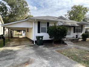 323 Shaw St in Athens, AL - Building Photo - Building Photo