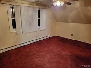 227 Crandon Blvd in Buffalo, NY - Building Photo - Building Photo