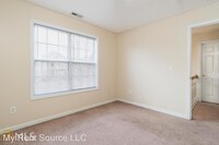 513 Crimson Ridge Dr photo'