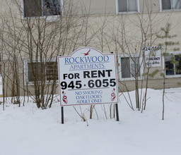 Heritage Trail Apartments 3 in Edmonton, AB - Building Photo - Building Photo