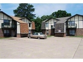 800 Richmond Rd Apartamentos