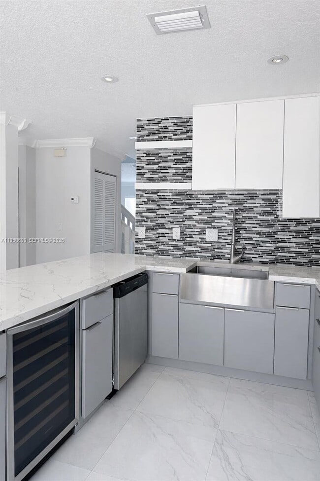 14042 SW 178th St in Miami, FL - Building Photo - Building Photo