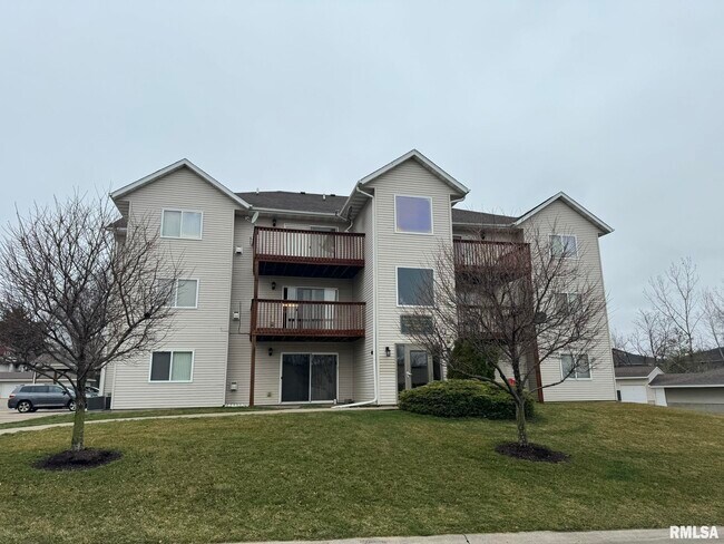 property at 4600 Grand Ave