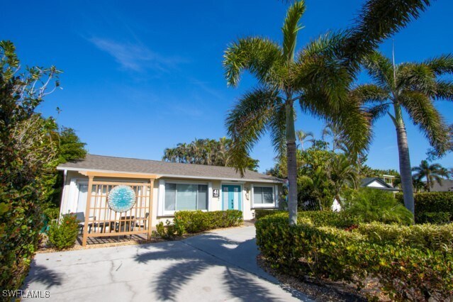 41 1st St in Bonita Springs, FL - Building Photo - Building Photo