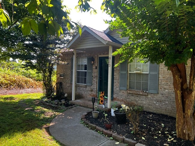 813 Calypso Way