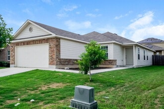 6535 Davenport Bay in Converse, TX - Building Photo - Building Photo