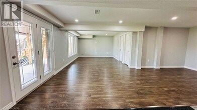 373 Rivertrail Ave in Kitchener, ON - Building Photo - Building Photo