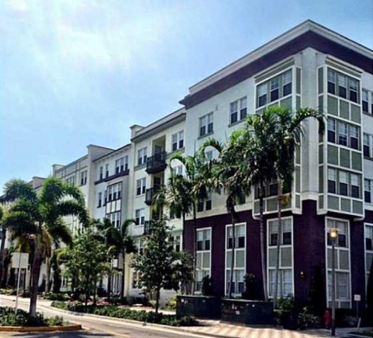 533 NE 3rd Ave, Unit 315 in Fort Lauderdale, FL - Foto de edificio - Building Photo