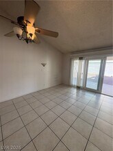 6610 Candleberry Rd in Las Vegas, NV - Building Photo - Building Photo