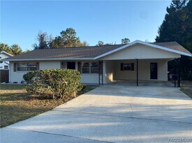 1164 SE 3rd St in Crystal River, FL - Building Photo