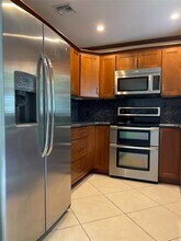 1610-1614 NE 11th Ave in Fort Lauderdale, FL - Building Photo - Building Photo