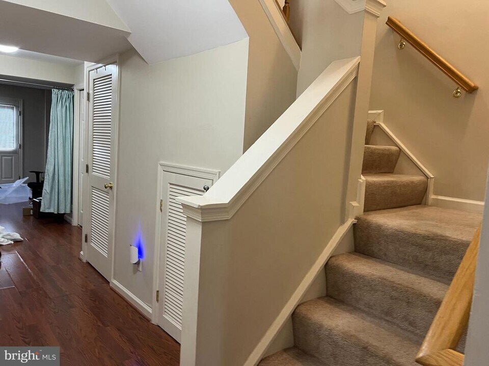 43389 Chokeberry Square in Ashburn, VA - Building Photo