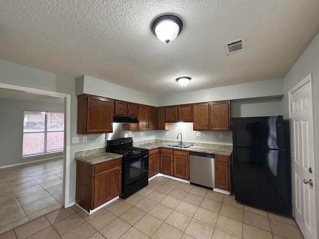 6220 Forestgate Rd in Horn Lake, MS - Building Photo - Building Photo