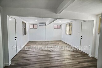 23830 Newhall Ave in Santa Clarita, CA - Building Photo - Building Photo