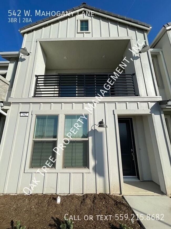 542 W Mahogany Ln in Clovis, CA - Building Photo - Building Photo