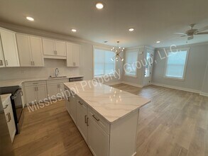 688 Miramar Ln in Oxford, MS - Building Photo - Building Photo