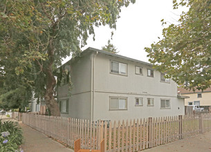 502 Maple St in Santa Cruz, CA - Building Photo - Building Photo