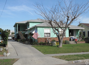 5021 Southall Ln in Bell, CA - Building Photo - Building Photo