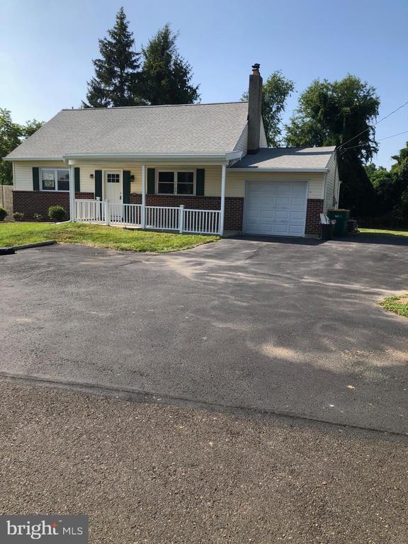 property at 1708 Darrah St