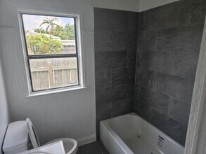 701 N J St in Lake Worth Beach, FL - Building Photo - Building Photo