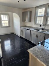 302 Everett Ave, Unit 302 Everett Avenue in Newark, OH - Building Photo - Building Photo