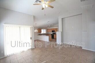 25873 W Hilton Ave in Buckeye, AZ - Building Photo - Building Photo