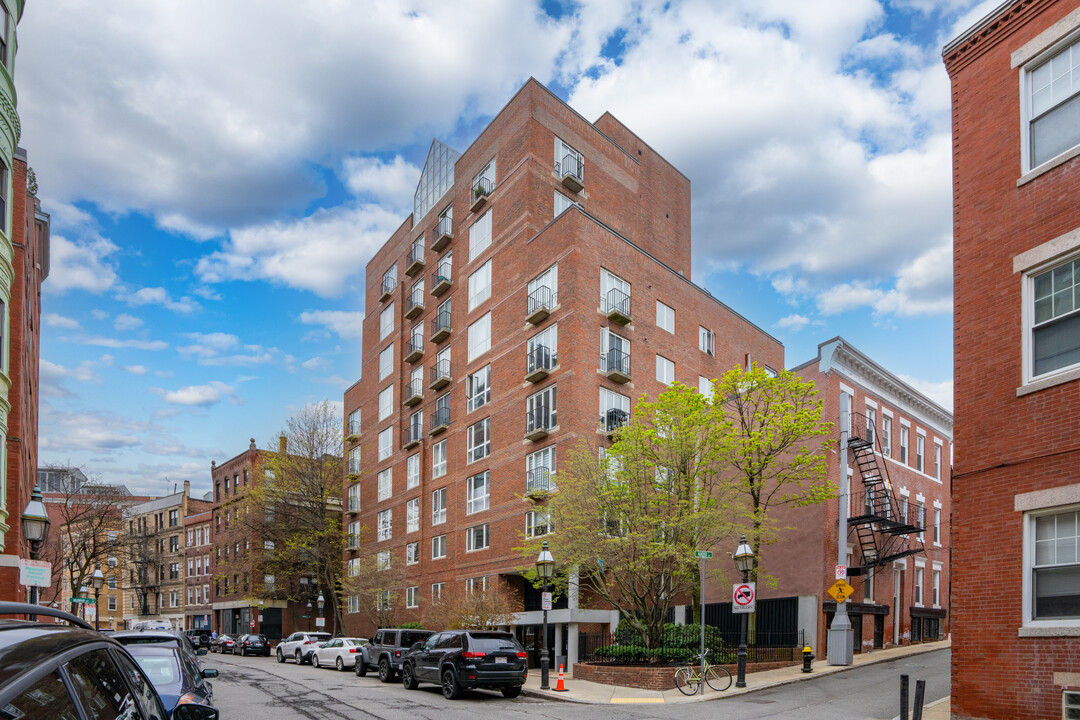 350 North St in Boston, MA - Foto de edificio