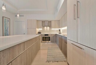 111 SE 1st Ave, Unit 214 in Delray Beach, FL - Building Photo - Building Photo