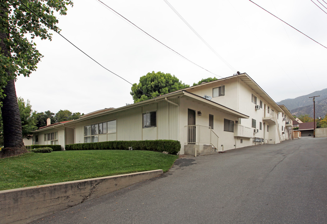 Sierra Terrace in Sierra Madre, CA - Building Photo