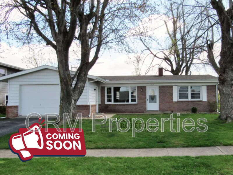1616 Meadowbrook Dr in Kokomo, IN - Building Photo