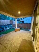 6750 Skipper Ln SE in Port Orchard, WA - Building Photo - Building Photo
