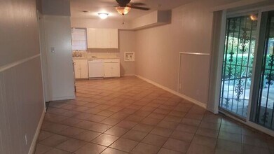 9243 Rosecliff Dr in Dallas, TX - Building Photo - Building Photo