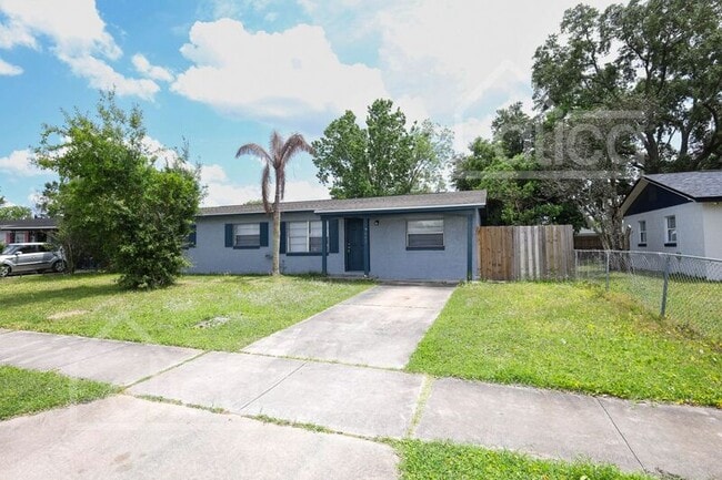 5467 Karen Ct