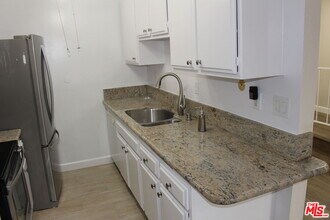 1515 S Beverly Dr in Los Angeles, CA - Building Photo - Building Photo