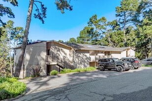 Tanglewood Place in Monterey, CA - Building Photo