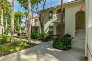 231 Cypress Point Dr in Palm Beach Gardens, FL - Building Photo