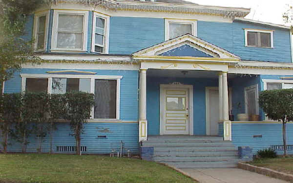 248 Cajon St in Redlands, CA - Foto de edificio