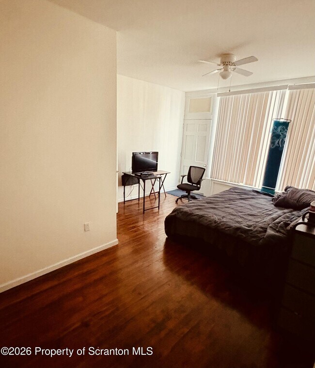 517 Delaware Ave in Olyphant, PA - Building Photo - Building Photo