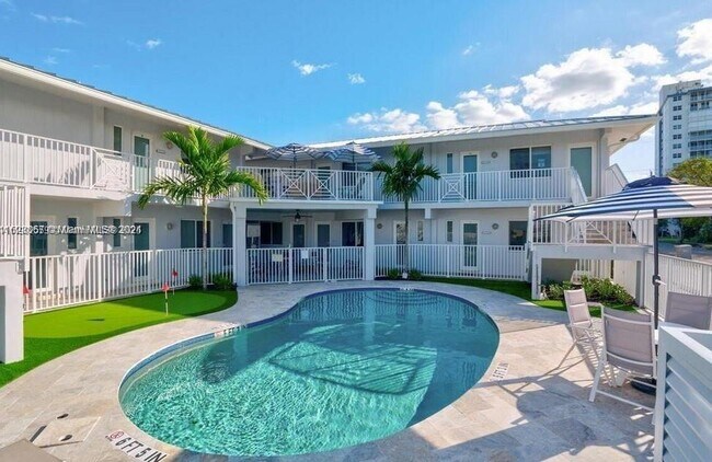 1650 N Riverside Dr in Pompano Beach, FL - Foto de edificio - Building Photo