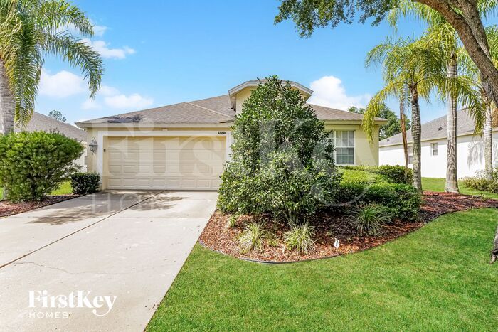 6221 Beldon Dr in Mount Dora, FL - Building Photo